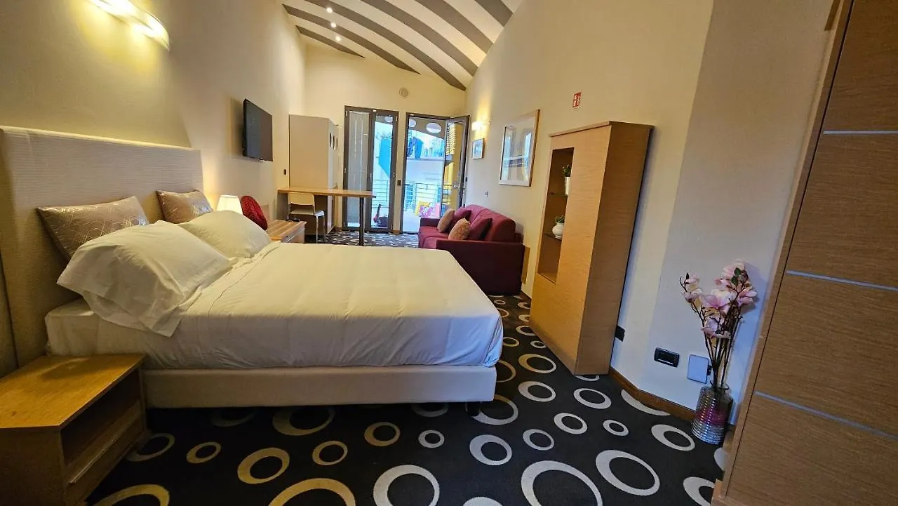 Select Executive Residence Florence 4*,